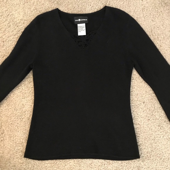 Sag Harbar V-neck sweater - Picture 6 of 12